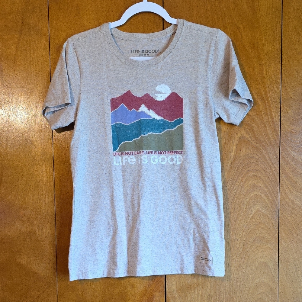 Life Is Good Heather Gray Mountain Tee